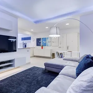 Joice Luxury , Roma Italia
